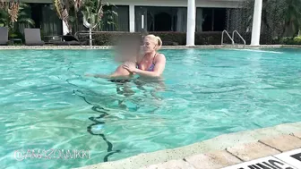 Muscular Amazon Pool Instructor Nikki Almost Drowns Small Stepbro