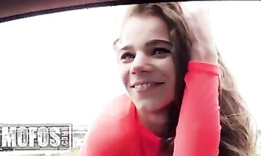 POV: Sabrina Spice Gets Picked Up And Pounded Outside