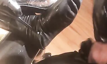 Amateur High Heel Mules and Latex Footjob