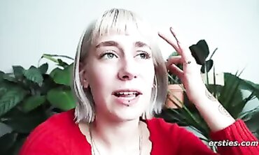 Beauty Plays With Her Shaved Pussy