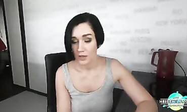 POV: Berühre meine Stiefmutter-Muschi bis zum Creampie