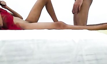 Sri Lankan Teen Ahasvindi Gets Anal by Stranger