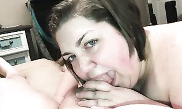 Chubby BBW Gives Messy Drool-Filled Blowjob and Ball Worship