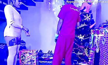 Latina Grinch Parody: Hardcore Squirting and Creampie