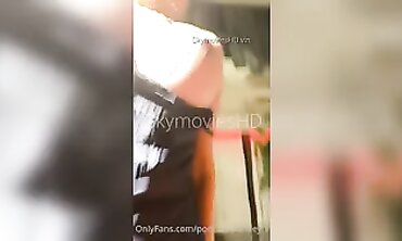 Poonam Pandey Sweetie: Hot Indian Blowjob Story
