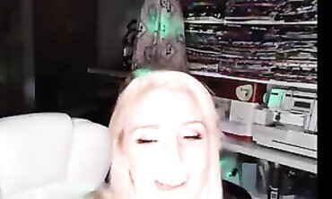 Lucky's Lush Threesome