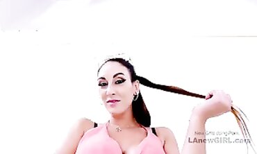 Tall Italian Babe Gives Deep POV Blowjob in LA Casting