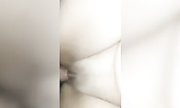 Busty MILF Miss Anyia Squirts All Over My Dick