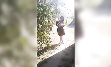VikkiSexy's First Time Going Commando on the Street
