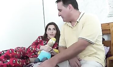 Sweet Dreams - Doting Dad Gives His A Night To Remember