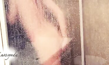 Lushsyndas Sexy Bath Time - Erotic Role Play with Shower Massage & Body Wash