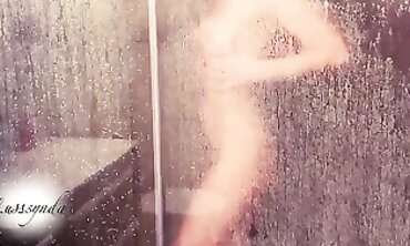Lushsyndas Sexy Bath Time - Erotic Role Play with Shower Massage & Body Wash