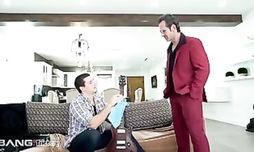 Rockstar Wannabe Gets Fucked By A Porn Director In An Unforgettable Casting