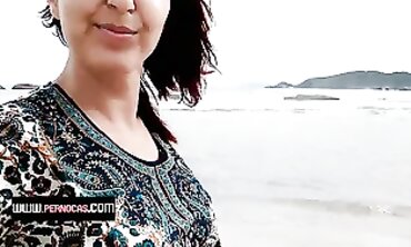 Suruba na Beira da Praia com a Na