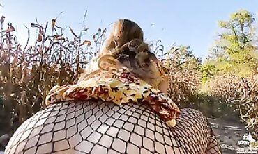 POV: First Date Blonde Nympho Gets Poked in Nature