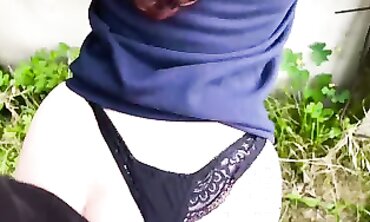 Ginger Bimbo Outdoor Public Sex with Cum on Pants