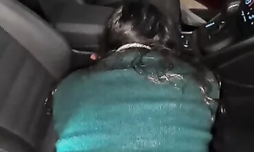 Stepdaughter Seduces Her Dad in Rough Amateur Sex
