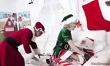 Lola Fae's MeanBitches CuckQuean Christmas