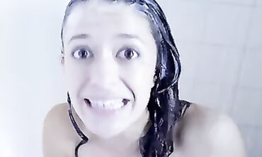 April's Joke #2 : Funny Prank on My Girlfriend! She Loves It!