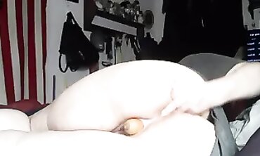 KMM420 Gets Anal Fingering and Deep Cunnilingus