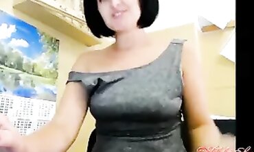 VikkiSexy: Scary Webcam Masturbation