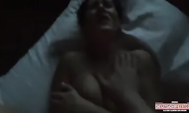 POV Blowjob mit der Stiefmutter bis zum Orgasmus