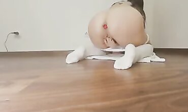 Rikki-TikkiTavi Masturbates in 4K While Parents Are Away