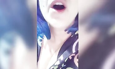 Fawna Fuller Teases with XXL Boobs on Live Cam