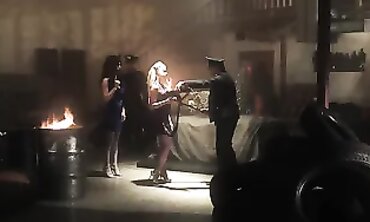 Queen Honeys - Erotic Lesbian Threesome with Older Woman
