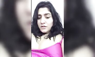 Nilay: Türk Güzeli Dildoyla Kendini ve Amını İfsa Ediyor