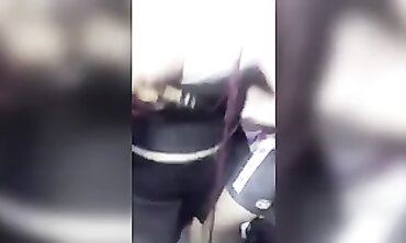 Türk Kızları Çıplakken Öpüşürken Erkekler İzliyor