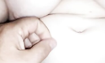 Close-Up Anal Fisting and Fingerblasting