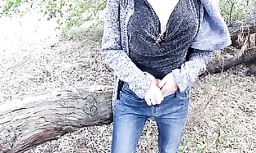 Petite MILF Masturbates in Public Park