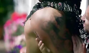 Katrin Tequila & Lutro: Rough Outdoor Blowjob and Creampie