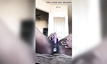 Black Woman Orgasms With Dildo And Buttplug