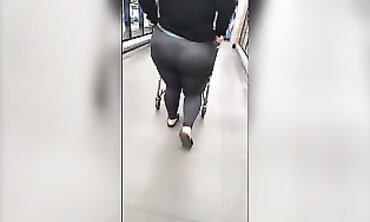 Christmas Booty: One Plumper Latina MILF