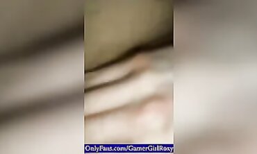 Roxy & Love: Rough Hardcore Blowjob and Creampie