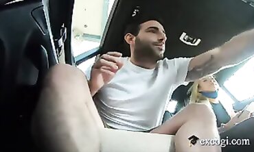 Sophie Sauce Flexible Teen Gives Acrobatic Blowjob & Rides Big Dick in Hardcore Sex