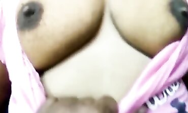 Udders polish Lanka Joy Fresh