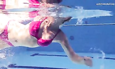 Elena Proklova Spreads Legs Underwater