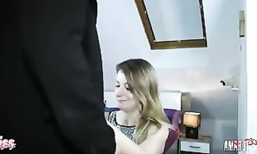 Honey's Intense Deep Throat Experience