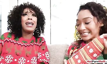 Misty Stone & Sarah Lace: Ebony MILF Threesome