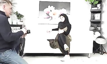 Muslim Beauty Surprises Husband with Naughty Photographer