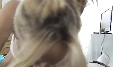 Cougar MILF Totally Tabitha Gives Deepthroat Blowjob and Facial