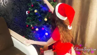 Candy Masturbates With Lollipop And Cums Alone