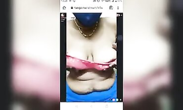 Tamil Akkas Solo Play - Erotic Dance Masturbation by Hot Milf