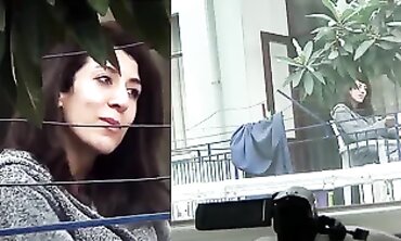 Turkish Beauty Witnesses The Shaft