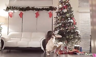 Christmas Special - Two Asian Sistas Sharing A Huge Facial
