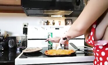 Hot MILF Bakes A Cheesy Delicious Pizza - Sensual Erotic Dance & Striptease