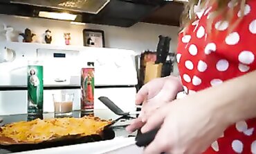 Hot MILF Bakes A Cheesy Delicious Pizza - Sensual Erotic Dance & Striptease